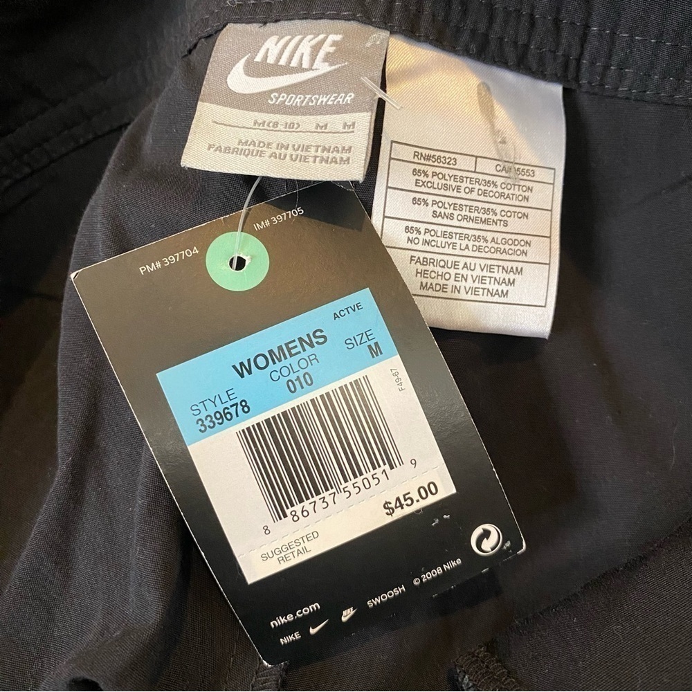 NWT~NIKE Sportswear Women Black Drawstring Hem Pants Size Medium - Picture 7 of 8
